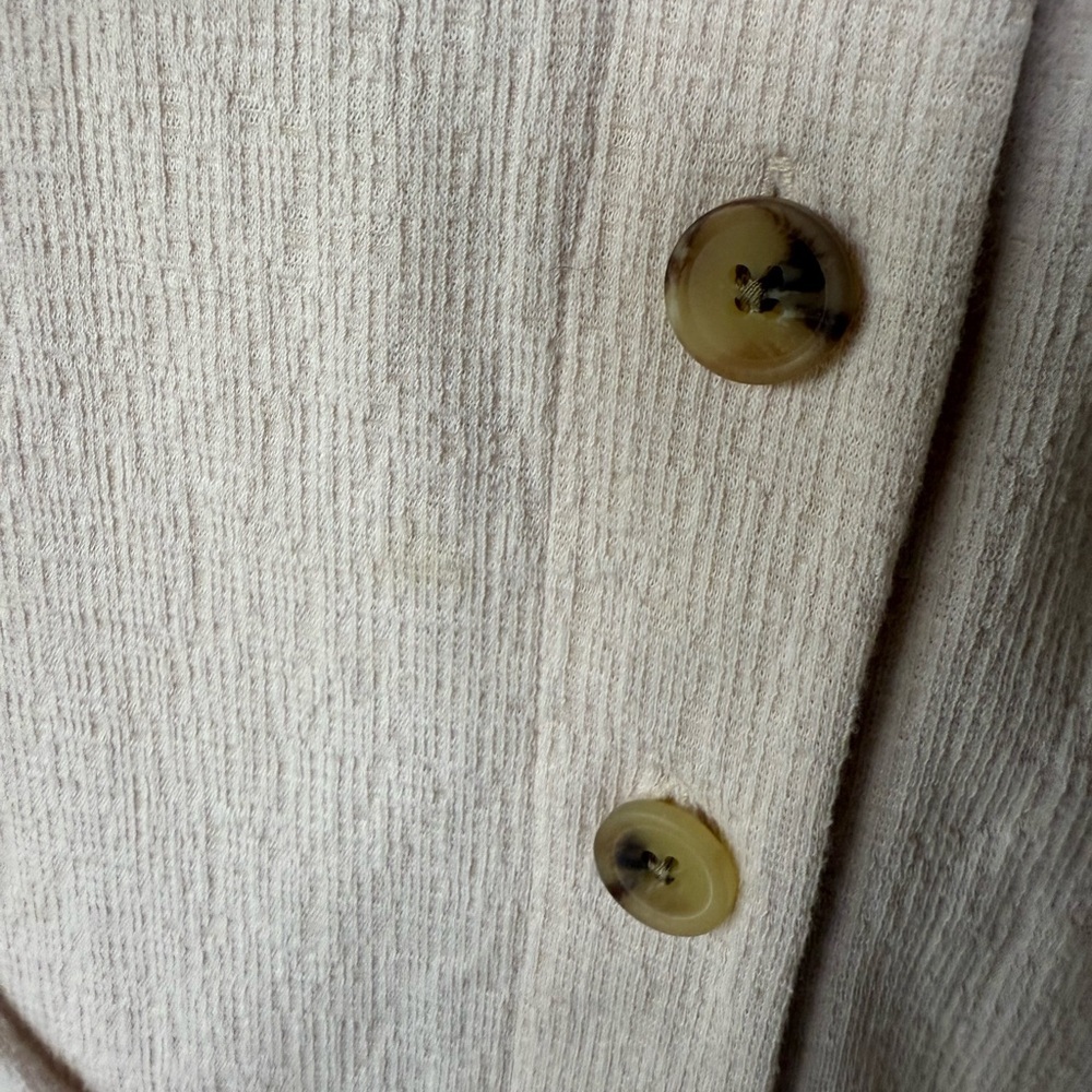 Old Navy Textured Romper - Picture 7 of 7